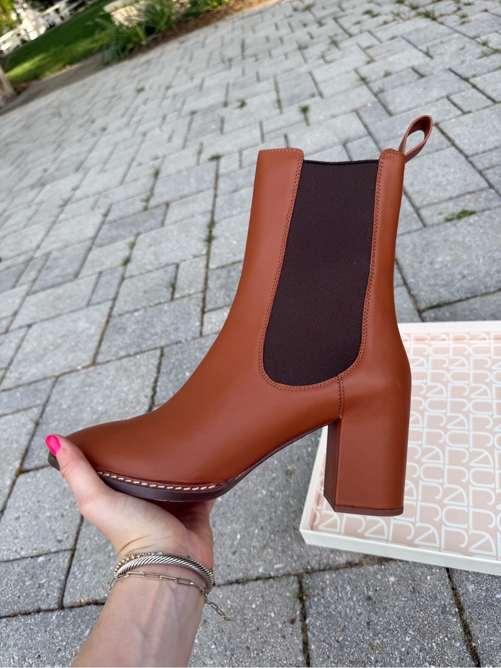 Women’s Ulla Johnson Taryn 70 MM Leather Chelsea Boots Size 41 - Brown - Picture 7 of 11